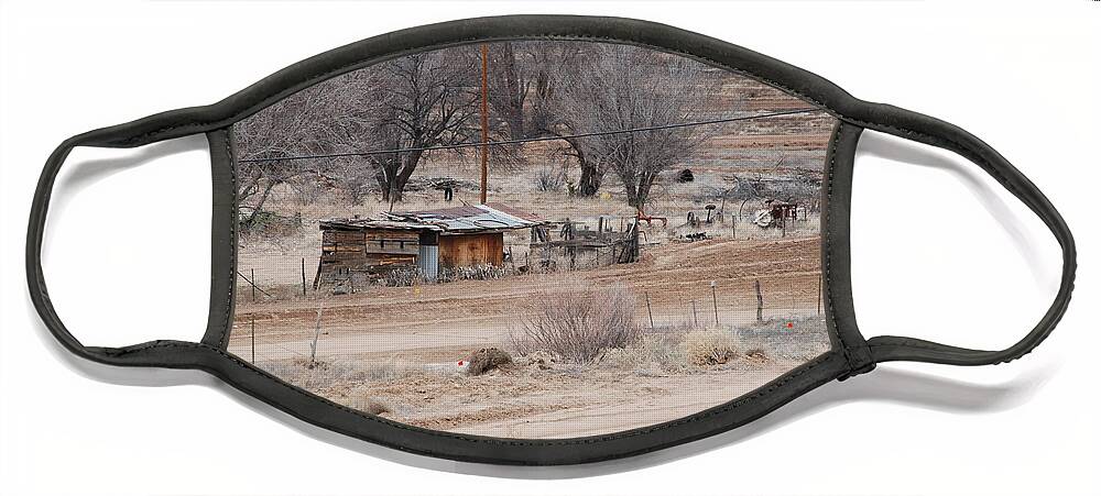 House Face Mask featuring the photograph Old Ranch House by Rob Hans