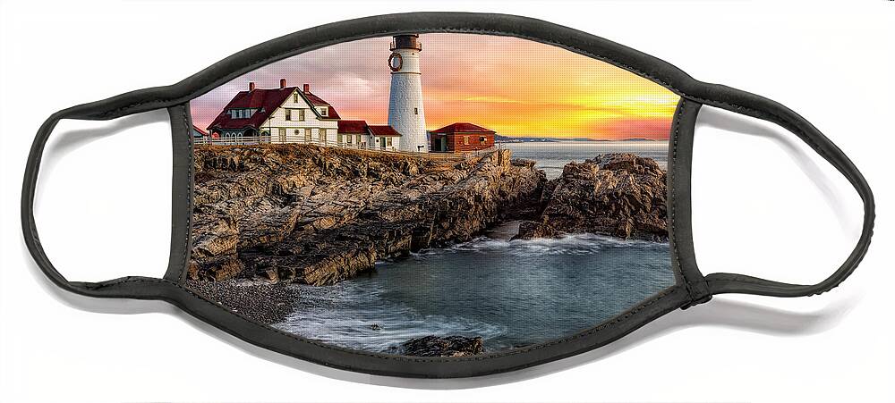 Portland Face Mask featuring the photograph Portland Lighthouse Sunrise by Susan Candelario