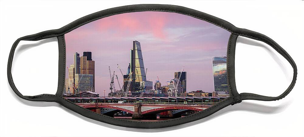 London Face Mask featuring the photograph Red Sky Over London by Rick Deacon