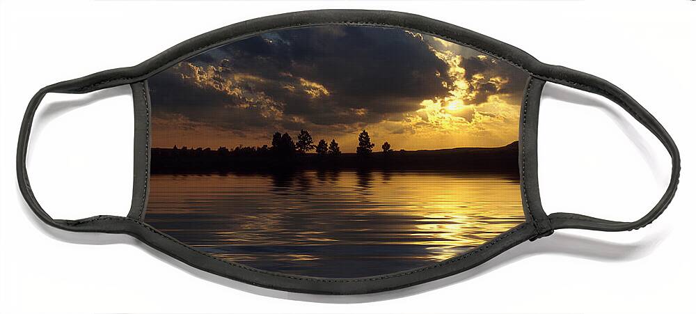 Sunset Face Mask featuring the photograph Sunray Sunset by Jerry McElroy