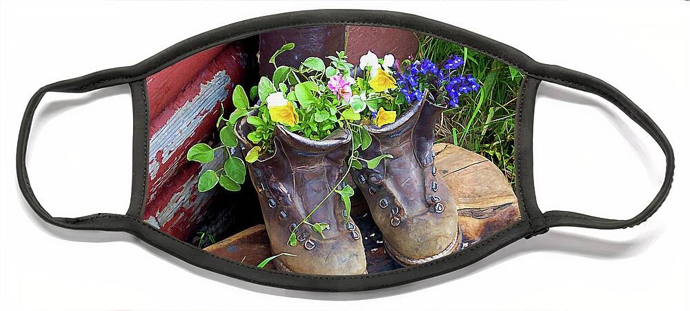 Wildflowers Face Mask featuring the photograph Colorado Vase by Peggy Dietz