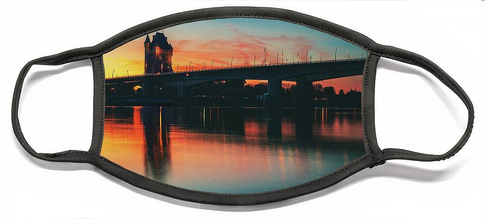Worms Face Mask featuring the photograph Dusk and Reflections by Marc Braner