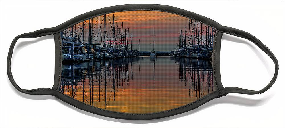 Seattle Face Mask featuring the photograph Magical Sunset by Emerita Wheeling