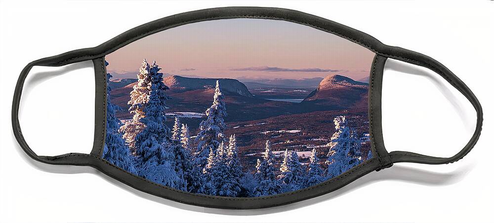 Willoughby Face Mask featuring the photograph Willoughby Gap Winter by Tim Kirchoff