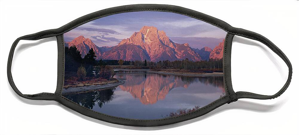 Inspirational Face Mask featuring the photograph Oxbow Bend at Sunrise, Wyoming by Bonnie Colgan