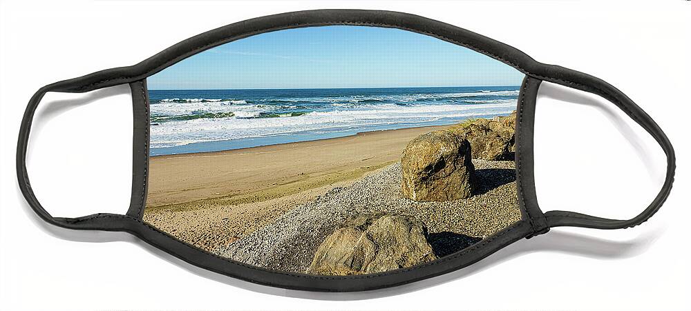 Landscapes Face Mask featuring the photograph Depoe Bay-2 by Claude Dalley