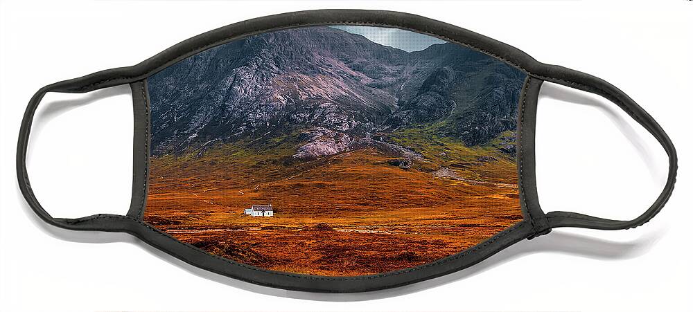 Glencoe Face Mask featuring the photograph Lagangarbh, Buachaille Etive Mor by Kype Hills