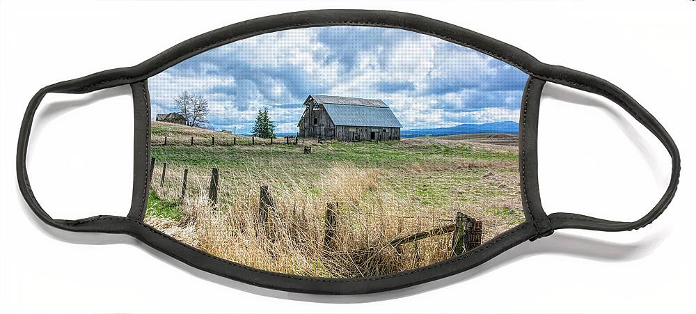 Barn Face Mask featuring the photograph Moody Barn by Pamela Dunn-Parrish