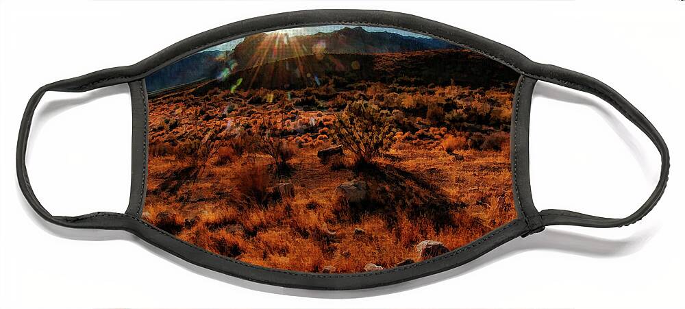Red Rock Canyon State Park Face Mask featuring the photograph Red Rock Canyon State Park Eve by Blake Richards