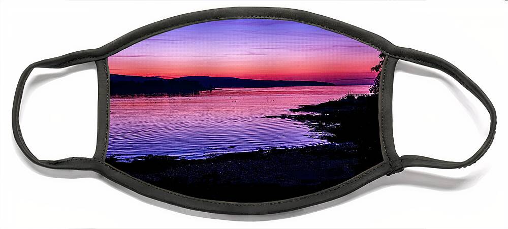 South Freeport Harbor Maine Face Mask featuring the photograph Southwest Harbor Sunrise by Tom Singleton