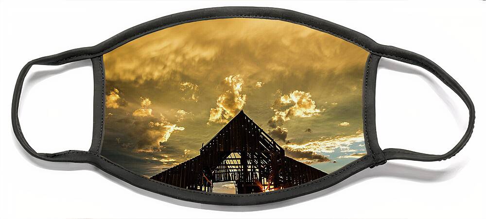 Barn Face Mask featuring the photograph Sunset at Mapleton Barn by Wesley Aston