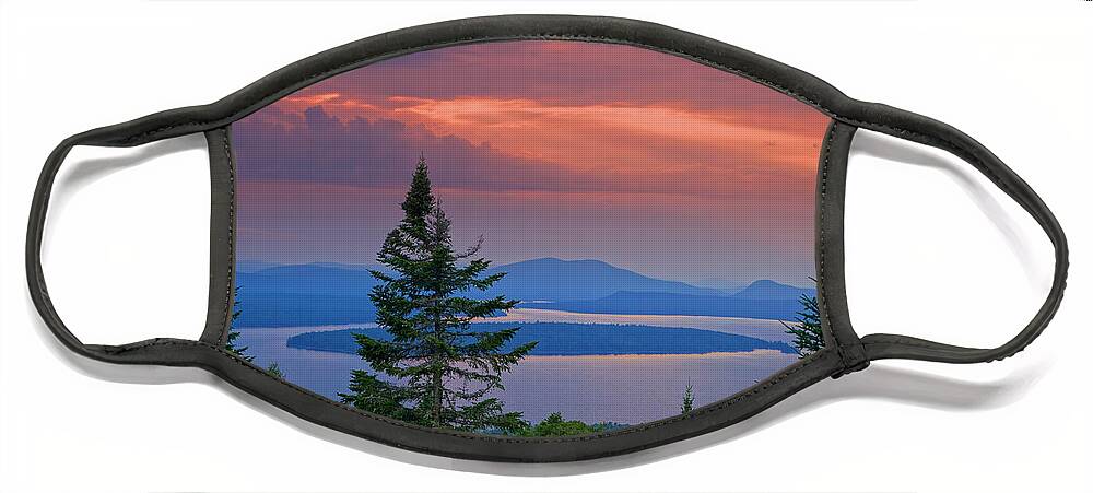 Sun Face Mask featuring the photograph Sunset Over Mooselookmeguntic Lake by Russ Considine