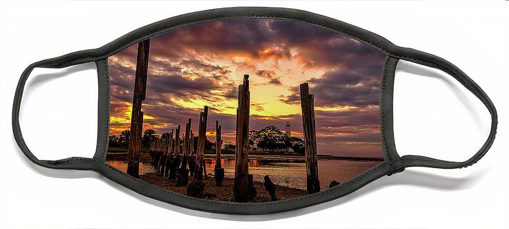 Sunrises Lighthouses Face Mask featuring the photograph The Beauty Of It All by DB Hayes