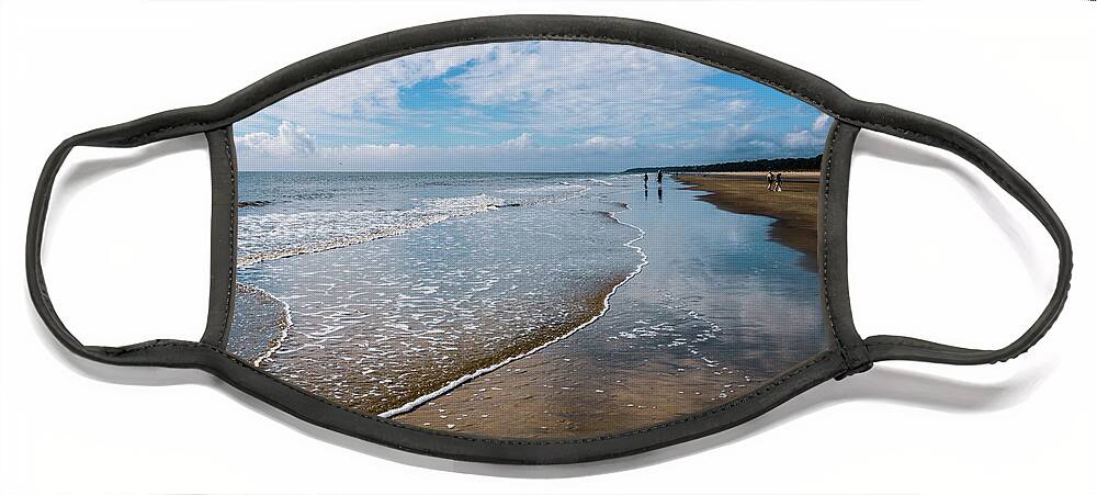 Hilton Head Face Mask featuring the photograph Tide Turning Hilton Head by Thomas Marchessault
