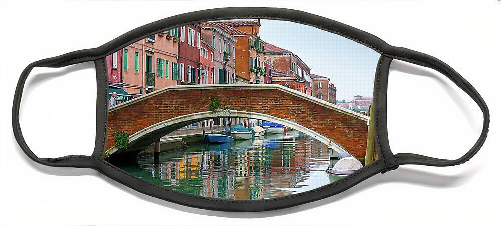 Rain Face Mask featuring the photograph Venice Bridge by Andrew Lalchan