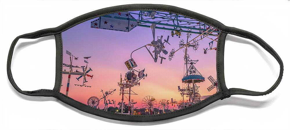 Vollis Face Mask featuring the photograph Whirligig Park Sunset by Darrell Foster
