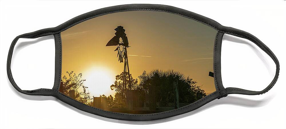 Indiantown Face Mask featuring the photograph Windmill At Rest by Todd Tucker