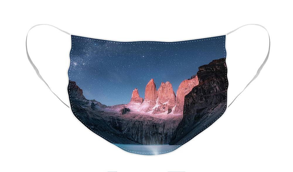 Mirador Face Mask featuring the photograph Worship of the Mountain by Henry w Liu
