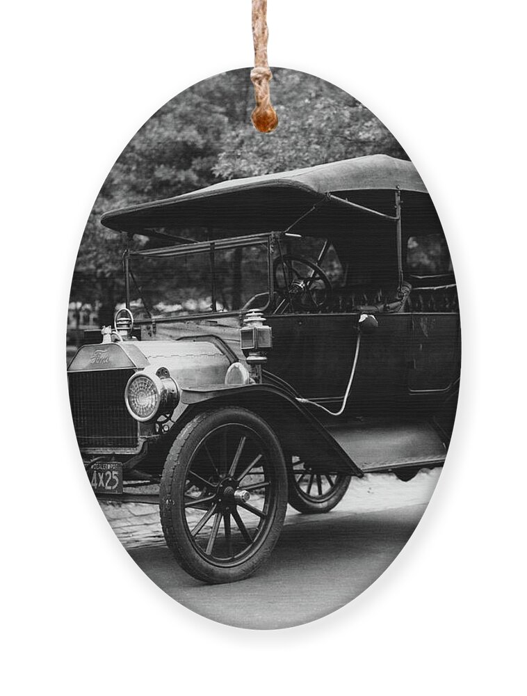 1920s Model T Ford Touring Car Ornament