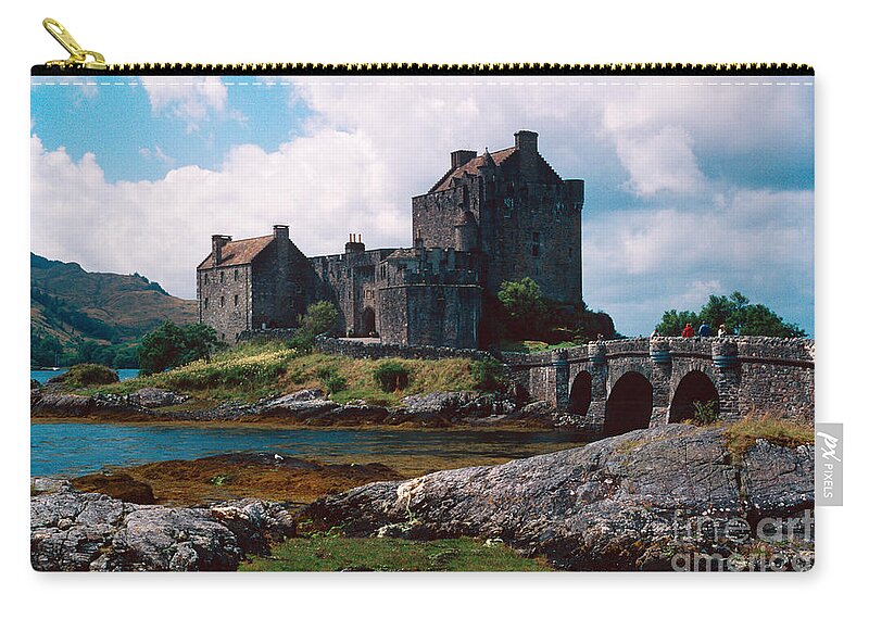 Eilean Zip Pouch featuring the photograph Eilean Donan castle #1 by Riccardo Mottola