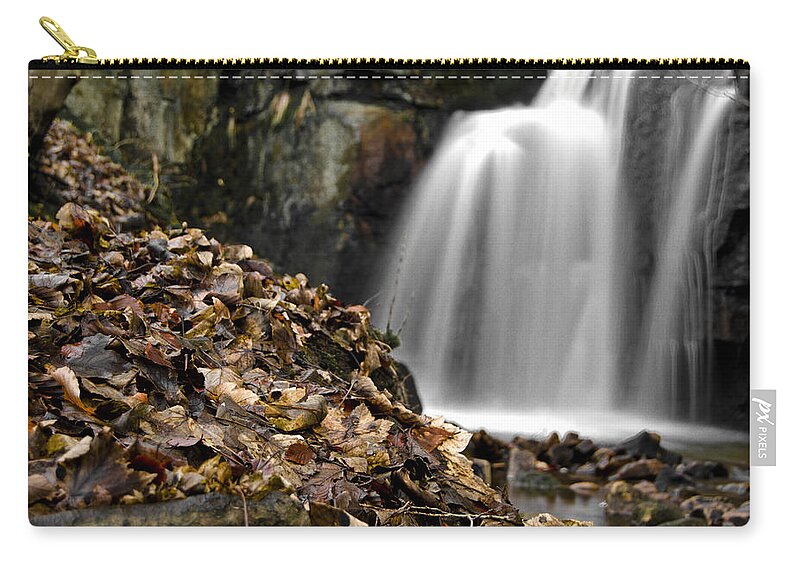  Zip Pouch featuring the photograph Lwv10031 #1 by Lee Winter