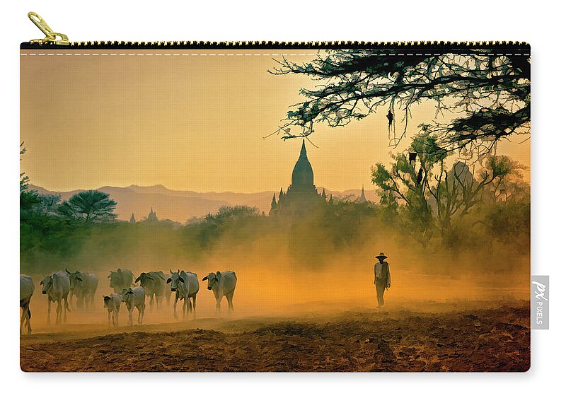 Dust Zip Pouch featuring the photograph Returning From Pasture #1 by Claude Letien