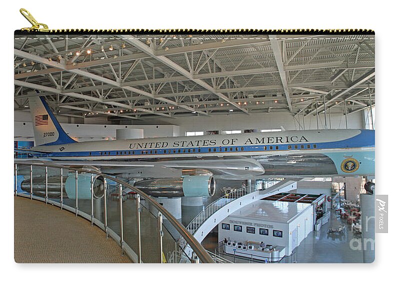 Air Force One Zip Pouch featuring the photograph 27000 by Bob Hislop