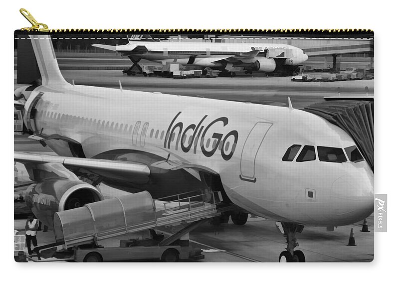 Aerobridge Zip Pouch featuring the photograph Indigo aircraft getting ready in Changi airport #4 by Ashish Agarwal