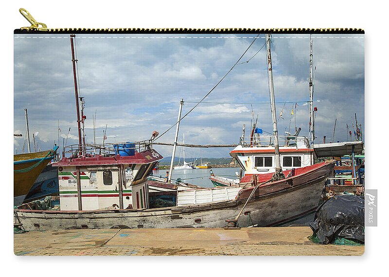 Harbor Zip Pouch featuring the photograph boats in the harbour of Mirissa on the tropical island of Sri Lanka by Gina Koch
