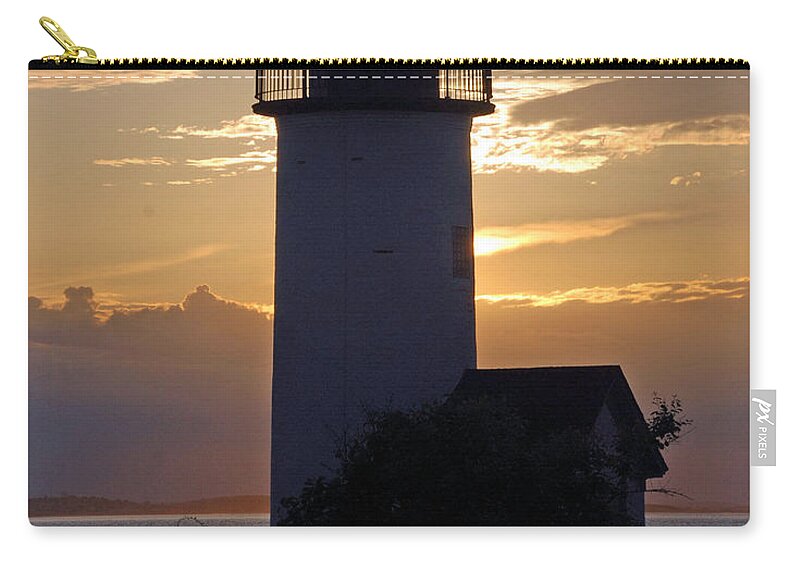 Annisquam Zip Pouch featuring the photograph Annisquam Lighthouse Sunset by Richard Bryce and Family