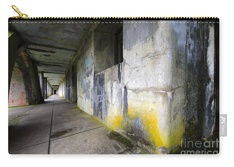 Battery Russell Zip Pouch featuring the photograph Battery Russell Oregon 1 by Bob Christopher