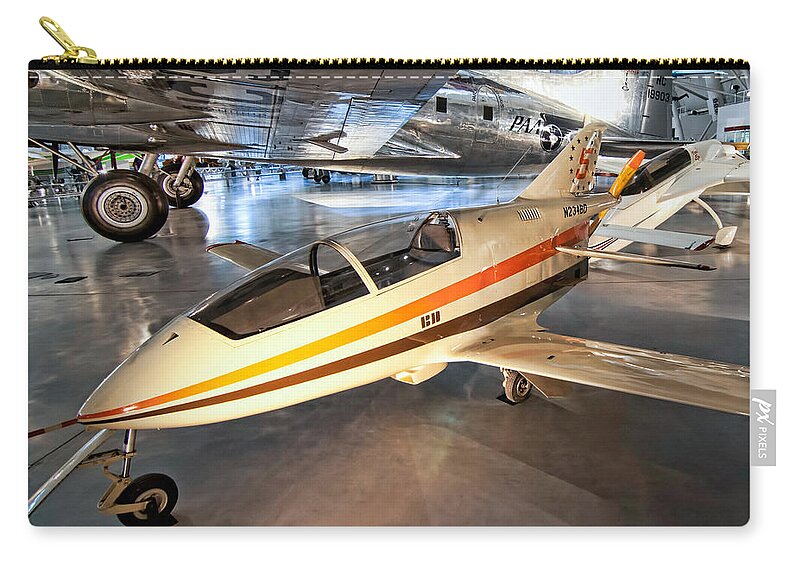 Washington D.c. Zip Pouch featuring the photograph Bede BD-5B by Tim Stanley