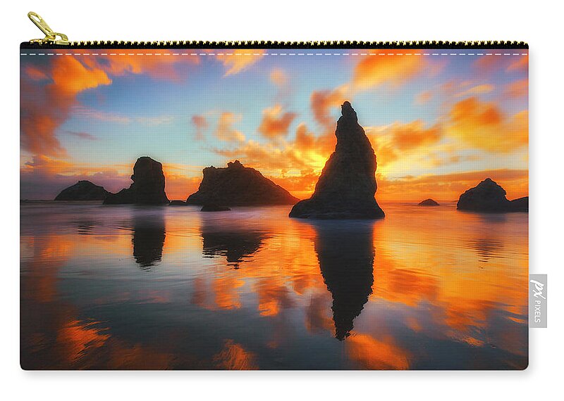 Sunset Carry-all Pouch featuring the photograph Boldly Bandon by Darren White
