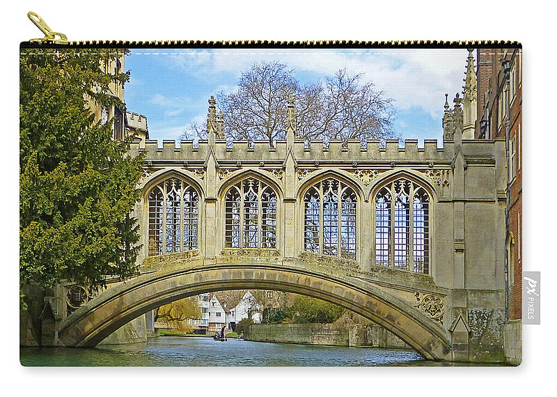 Cambridge Zip Pouch featuring the photograph Bridge of Sighs Cambridge by Gill Billington