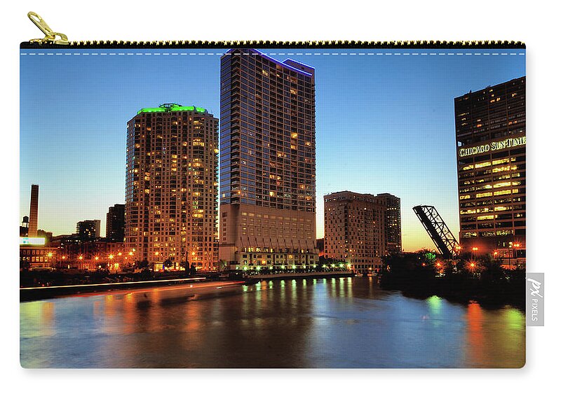 Tranquility Zip Pouch featuring the photograph Chicago River Junction by Bruce Leighty