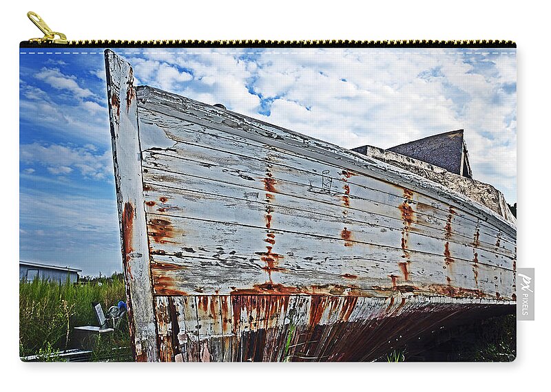 Chesapeake Deadrise Zip Pouch featuring the photograph Derelict Workboat in Greenbackville by Bill Swartwout