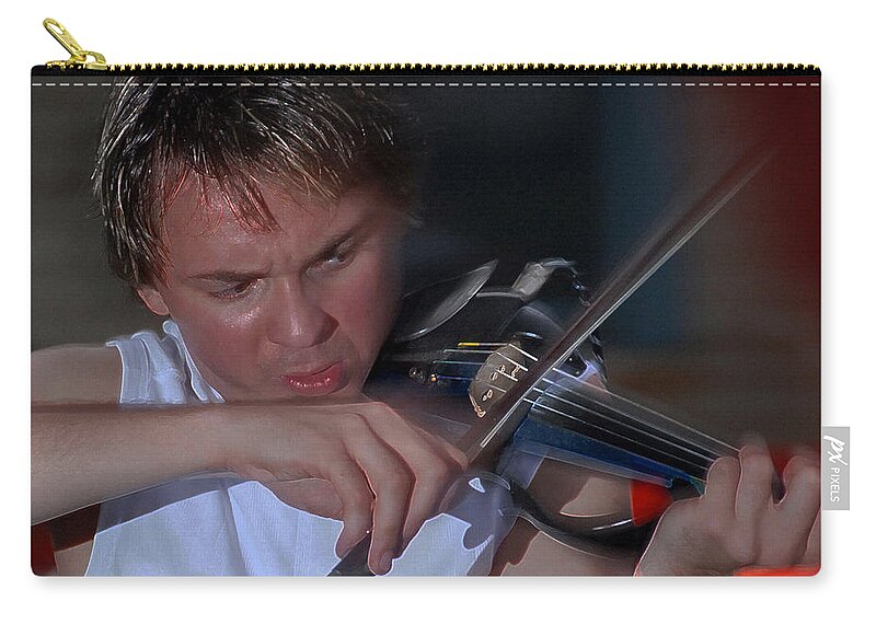 Dr.draw Zip Pouch featuring the photograph Dr. Draw by Dragan Kudjerski