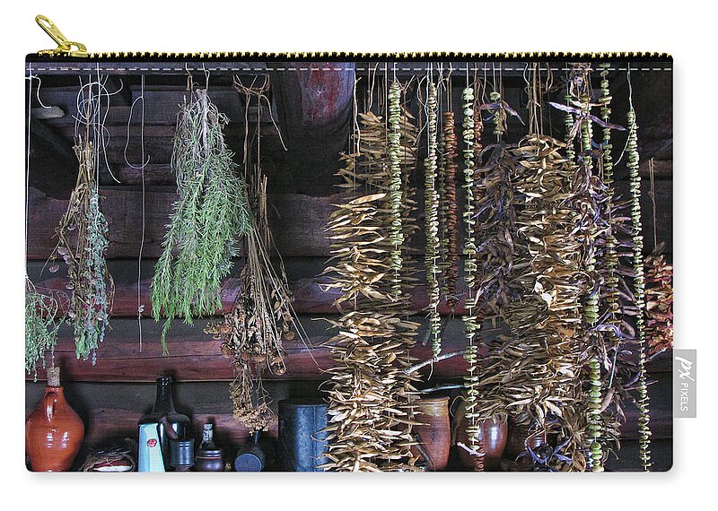 Drying Herbs Zip Pouch featuring the photograph Drying Herbs and Vegetables in Williamsburg by Dave Mills
