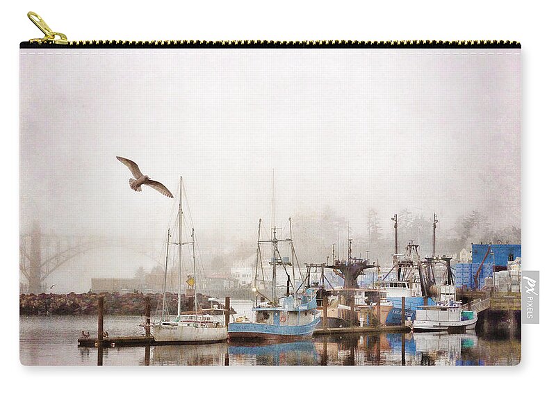 Pacific Zip Pouch featuring the photograph Early Morning Newport Oregon by Carol Leigh