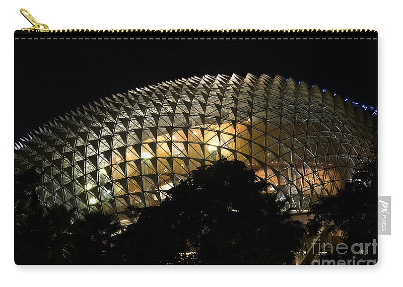 Singapore Zip Pouch featuring the photograph Esplanade Theatres At Night 02 by Rick Piper Photography