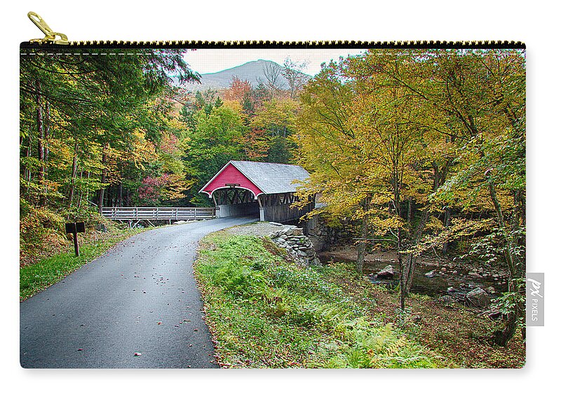 Autumn Foliage New England Zip Pouch featuring the photograph Flume Gorge covered bridge by Jeff Folger