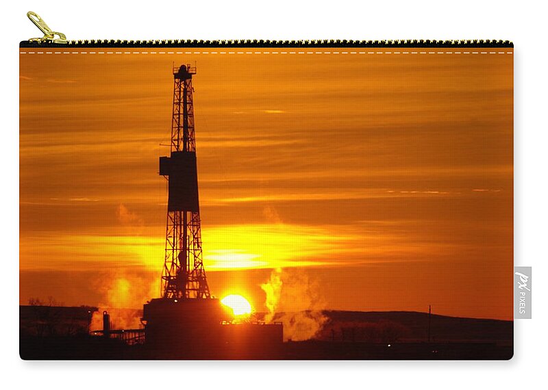 Oil Rigs Zip Pouch featuring the photograph Frontier Nineteen Xto Energy Culbertson Montana by Jeff Swan