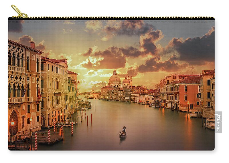 Tranquility Zip Pouch featuring the photograph Gondola In The Grand Canal At Sunset by Buena Vista Images