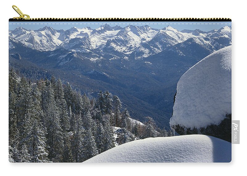 Great Western Divide Zip Pouch featuring the photograph 2M6845-Great Western Divide from Moro Rock by Ed Cooper Photography