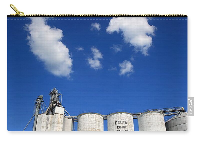 America Zip Pouch featuring the photograph Illinois Grain Silos by Frank Romeo