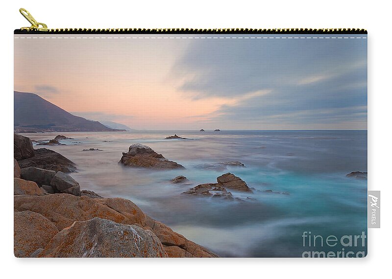 Landscape Zip Pouch featuring the photograph Last Light by Jonathan Nguyen