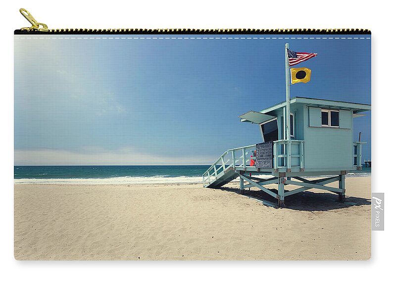 Water's Edge Zip Pouch featuring the photograph Lifeguard Hut by Lordrunar