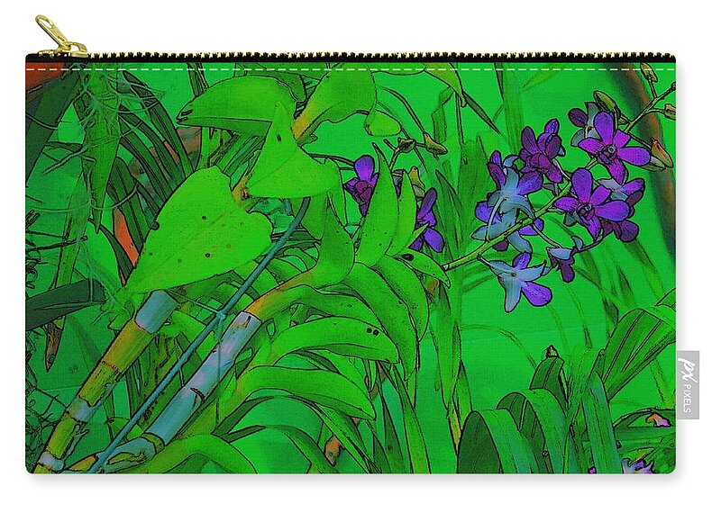 Cincinnati Zip Pouch featuring the photograph Living Wall Art by Beverly Shelby