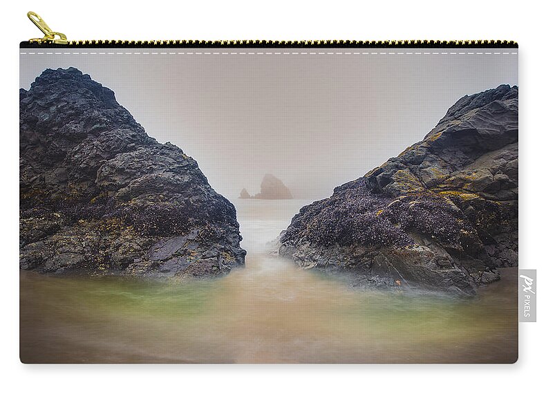 Pacific Ocean Zip Pouch featuring the photograph Moment of Discovery by Adam Mateo Fierro