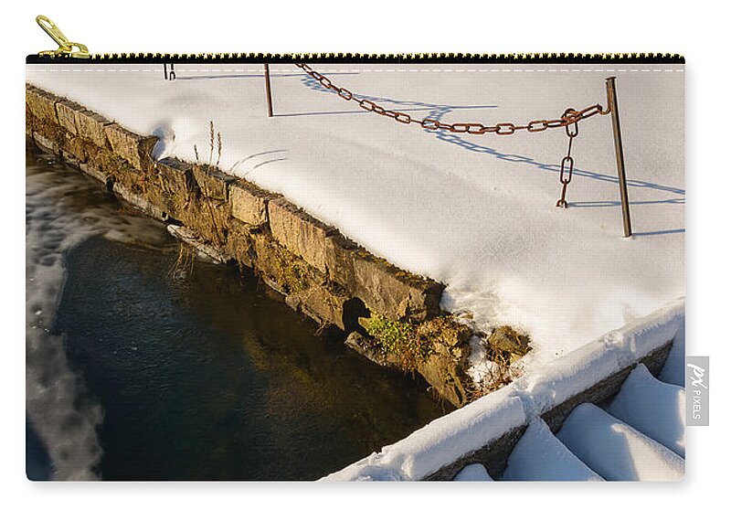 Waterloo Zip Pouch featuring the photograph Morning Snow by Mark Rogers